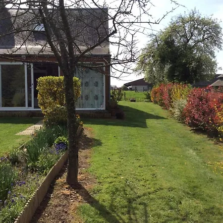 Maison Chaleureuse Avec Jardin Et Animaux Acceptés - Fr-1-497-40